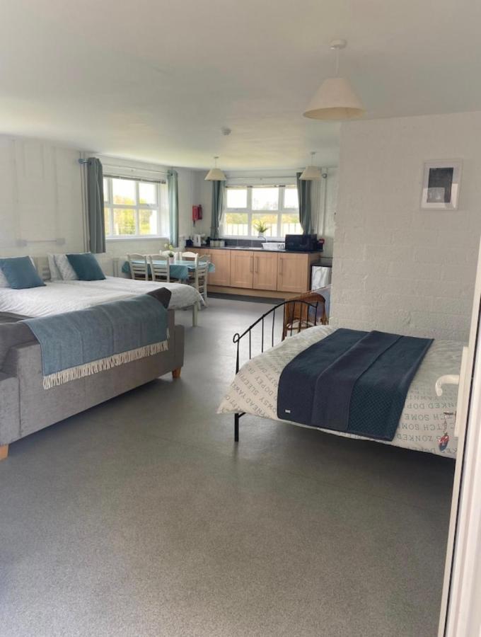 Mill House Studio Apartment Stranocum Eksteriør bilde